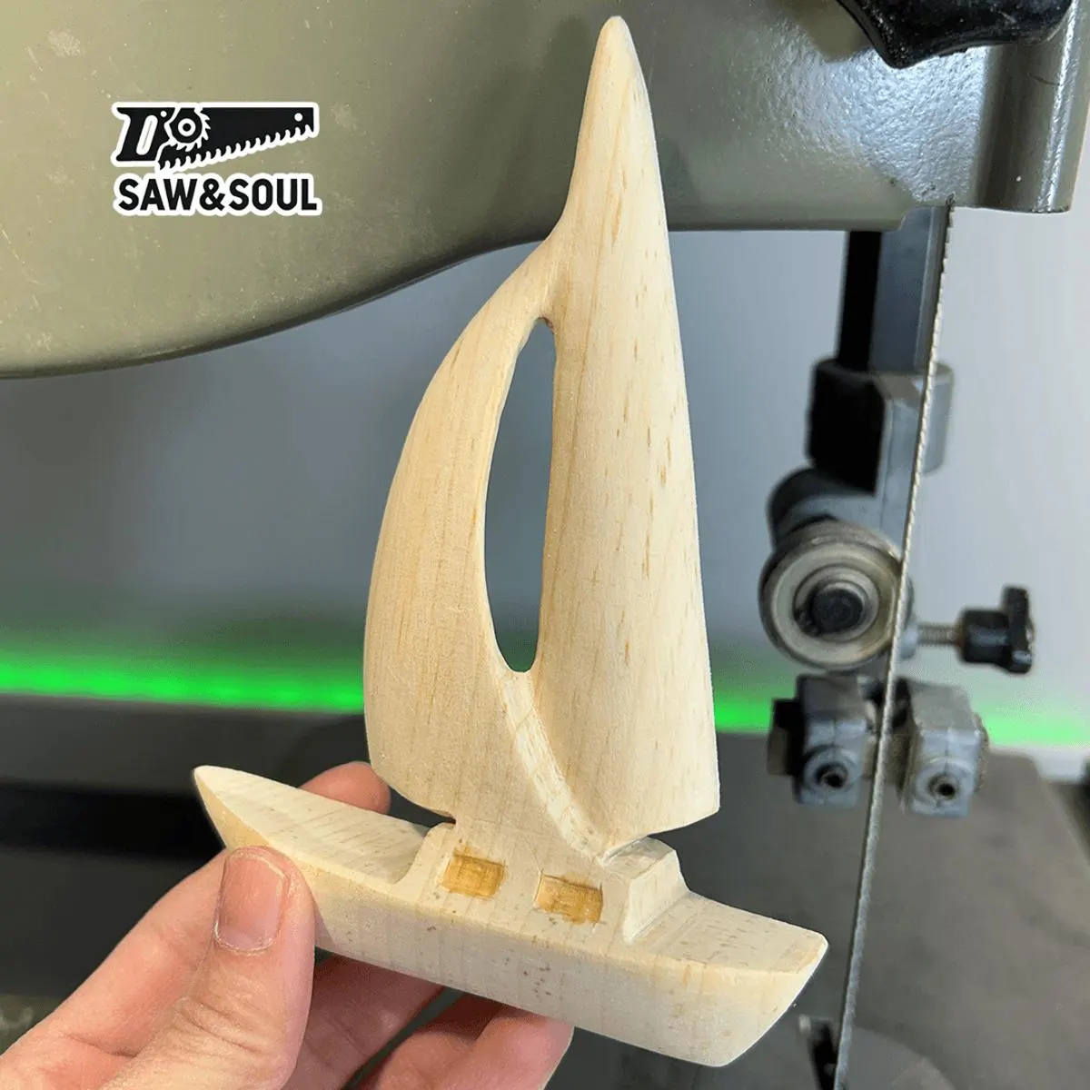 SL2047 Bandsaw Sailing Boat Plan--PDF file
